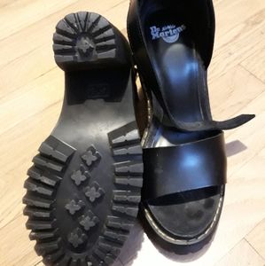 Dr. MARTENS women's medea Heeled sandal